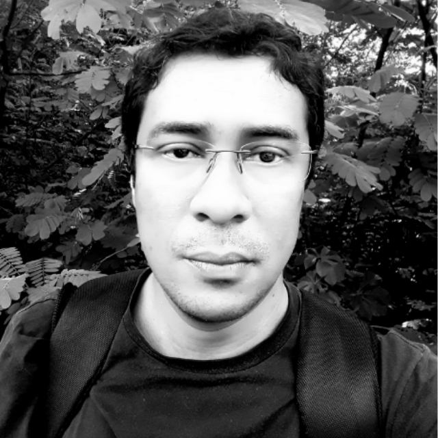 Dr. Flávio Cruz